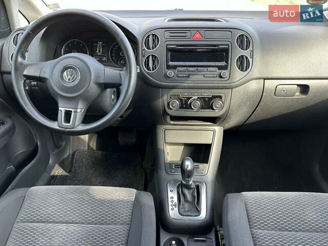 Сірий Фольксваген Golf Plus, об'ємом двигуна 1.4 л та пробігом 170 тис. км за 8999 $, фото 7 на Automoto.ua