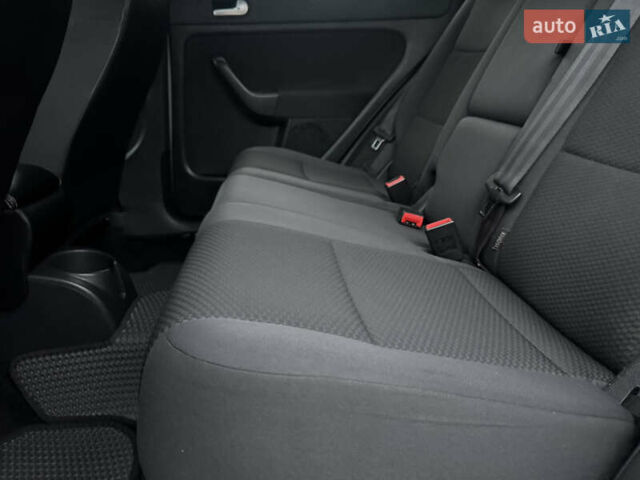 Сірий Фольксваген Golf Plus, об'ємом двигуна 1.6 л та пробігом 260 тис. км за 6850 $, фото 50 на Automoto.ua