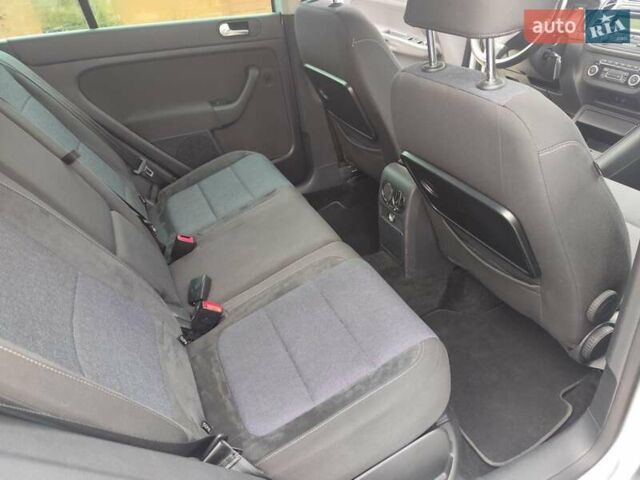 Серый Фольксваген Гольф Плюс, объемом двигателя 1.4 л и пробегом 193 тыс. км за 7200 $, фото 23 на Automoto.ua