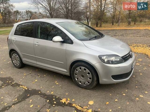 Серый Фольксваген Гольф Плюс, объемом двигателя 1.6 л и пробегом 305 тыс. км за 7600 $, фото 6 на Automoto.ua
