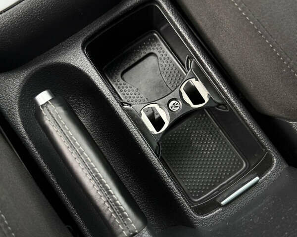 Сірий Фольксваген Golf Plus, об'ємом двигуна 1.4 л та пробігом 171 тис. км за 9200 $, фото 56 на Automoto.ua