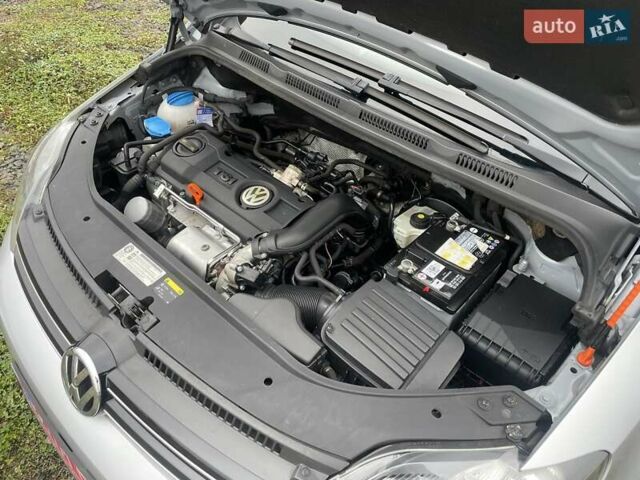 Серый Фольксваген Гольф Плюс, объемом двигателя 1.4 л и пробегом 125 тыс. км за 7600 $, фото 23 на Automoto.ua