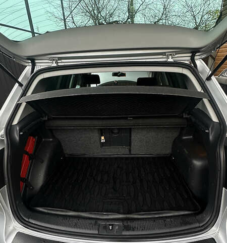 Серый Фольксваген Гольф Плюс, объемом двигателя 1.6 л и пробегом 341 тыс. км за 7200 $, фото 10 на Automoto.ua