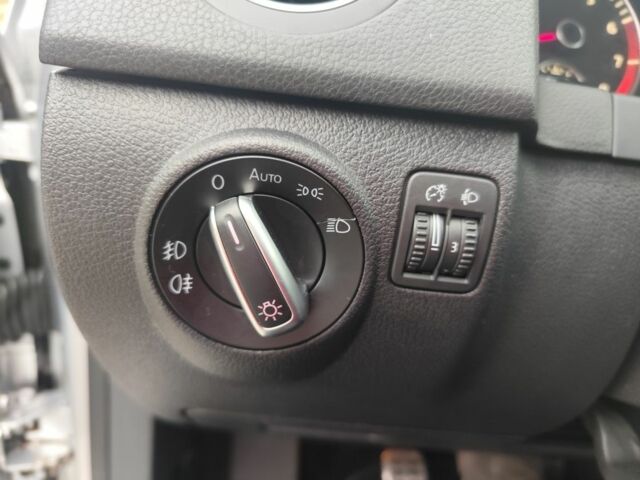 Сірий Фольксваген Golf Plus, об'ємом двигуна 1.4 л та пробігом 193 тис. км за 7200 $, фото 17 на Automoto.ua