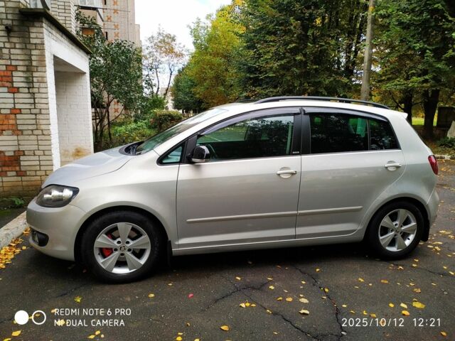 Сірий Фольксваген Golf Plus, об'ємом двигуна 0 л та пробігом 264 тис. км за 8000 $, фото 1 на Automoto.ua