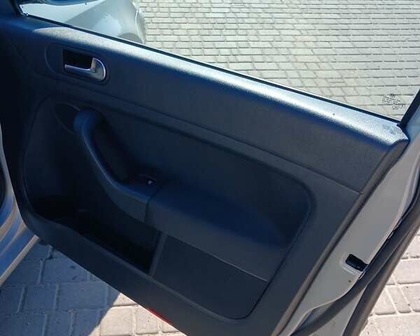 Серый Фольксваген Гольф Плюс, объемом двигателя 0 л и пробегом 207 тыс. км за 8200 $, фото 13 на Automoto.ua