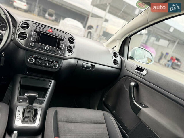 Сірий Фольксваген Golf Plus, об'ємом двигуна 1.4 л та пробігом 171 тис. км за 9200 $, фото 32 на Automoto.ua