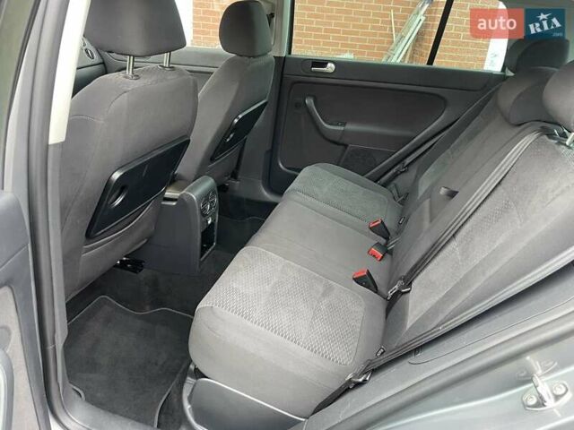 Серый Фольксваген Гольф Плюс, объемом двигателя 1.4 л и пробегом 190 тыс. км за 8950 $, фото 16 на Automoto.ua