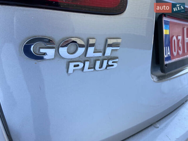 Серый Фольксваген Гольф Плюс, объемом двигателя 1.4 л и пробегом 235 тыс. км за 8300 $, фото 14 на Automoto.ua