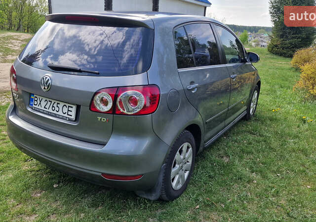 Фольксваген Гольф Плюс 2011 в Житомире на Automoto.ua Серый Фольксваген Гольф Плюс, объемом двигателя 1.6 л и пробегом 280 тыс. км за 7700 $, фото 4 на Automoto.ua