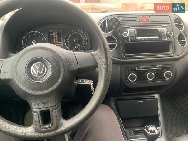 Серый Фольксваген Гольф Плюс, объемом двигателя 1.6 л и пробегом 305 тыс. км за 7600 $, фото 18 на Automoto.ua