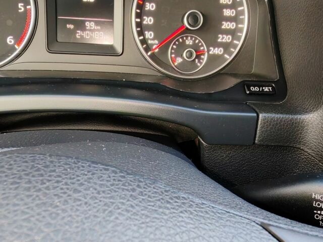 Серый Фольксваген Гольф Плюс, объемом двигателя 1.6 л и пробегом 240 тыс. км за 7950 $, фото 10 на Automoto.ua