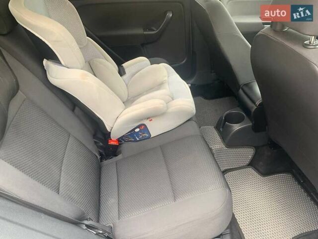 Серый Фольксваген Гольф Плюс, объемом двигателя 1.6 л и пробегом 305 тыс. км за 7600 $, фото 15 на Automoto.ua