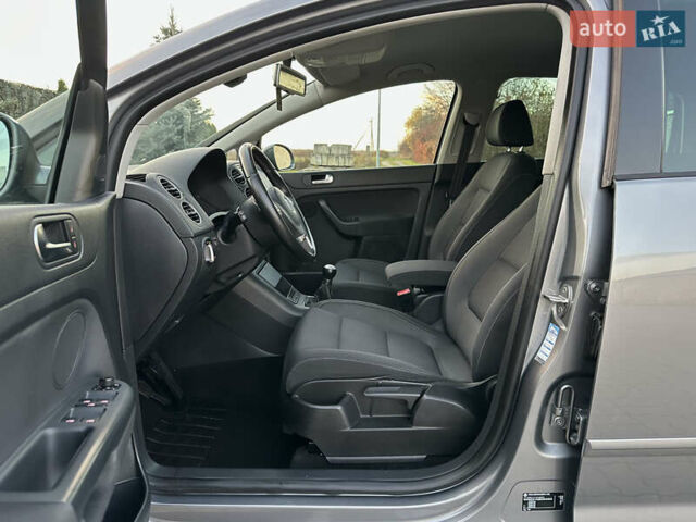 Сірий Фольксваген Golf Plus, об'ємом двигуна 1.4 л та пробігом 228 тис. км за 8999 $, фото 57 на Automoto.ua