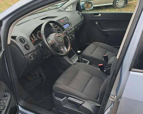 Серый Фольксваген Гольф Плюс, объемом двигателя 1.4 л и пробегом 200 тыс. км за 7300 $, фото 12 на Automoto.ua