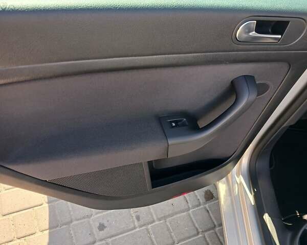 Серый Фольксваген Гольф Плюс, объемом двигателя 0 л и пробегом 207 тыс. км за 8200 $, фото 68 на Automoto.ua