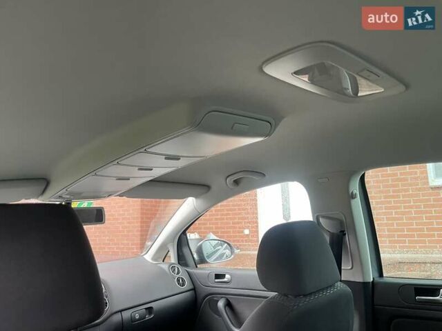 Серый Фольксваген Гольф Плюс, объемом двигателя 1.4 л и пробегом 190 тыс. км за 8950 $, фото 27 на Automoto.ua