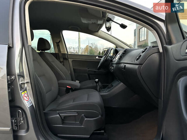 Сірий Фольксваген Golf Plus, об'ємом двигуна 1.4 л та пробігом 228 тис. км за 8999 $, фото 89 на Automoto.ua