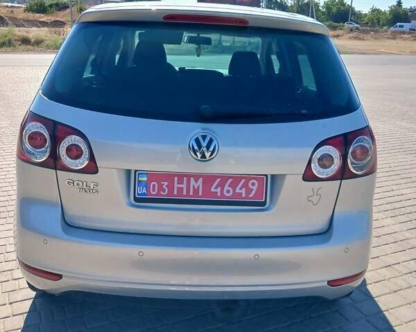 Серый Фольксваген Гольф Плюс, объемом двигателя 0 л и пробегом 207 тыс. км за 8200 $, фото 31 на Automoto.ua
