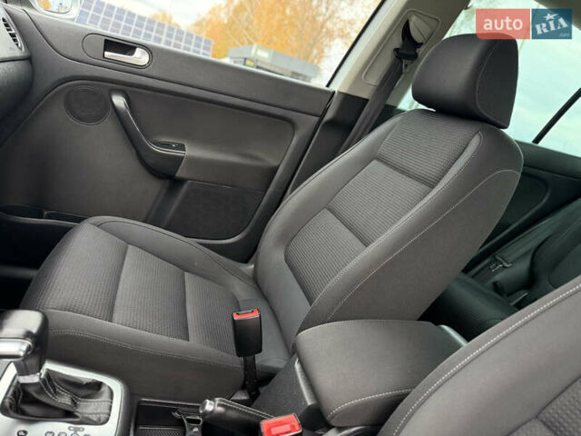 Сірий Фольксваген Golf Plus, об'ємом двигуна 1.4 л та пробігом 171 тис. км за 9200 $, фото 44 на Automoto.ua