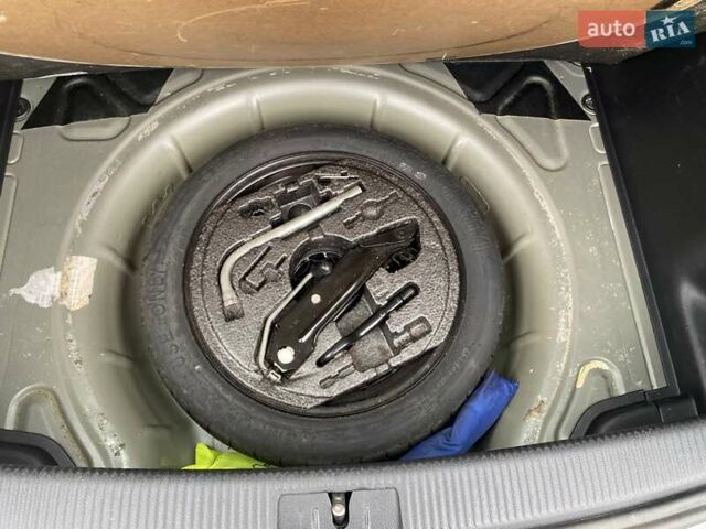 Серый Фольксваген Гольф Плюс, объемом двигателя 1.6 л и пробегом 219 тыс. км за 8199 $, фото 18 на Automoto.ua