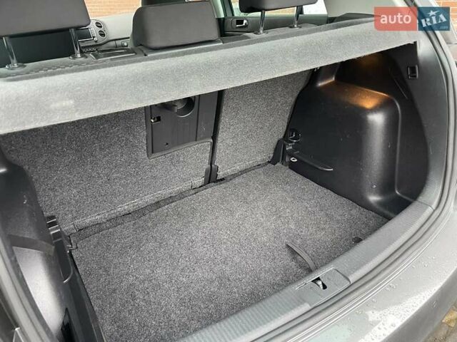 Серый Фольксваген Гольф Плюс, объемом двигателя 1.4 л и пробегом 190 тыс. км за 8950 $, фото 10 на Automoto.ua