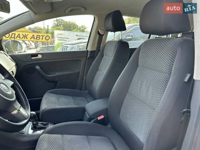 Сірий Фольксваген Golf Plus, об'ємом двигуна 1.4 л та пробігом 170 тис. км за 8999 $, фото 10 на Automoto.ua