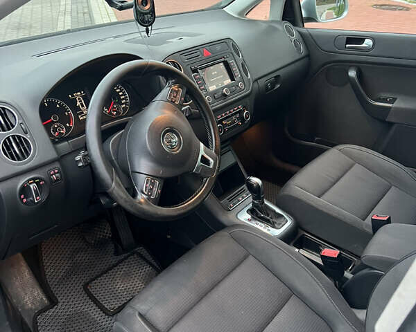 Серый Фольксваген Гольф Плюс, объемом двигателя 1.6 л и пробегом 340 тыс. км за 7500 $, фото 8 на Automoto.ua