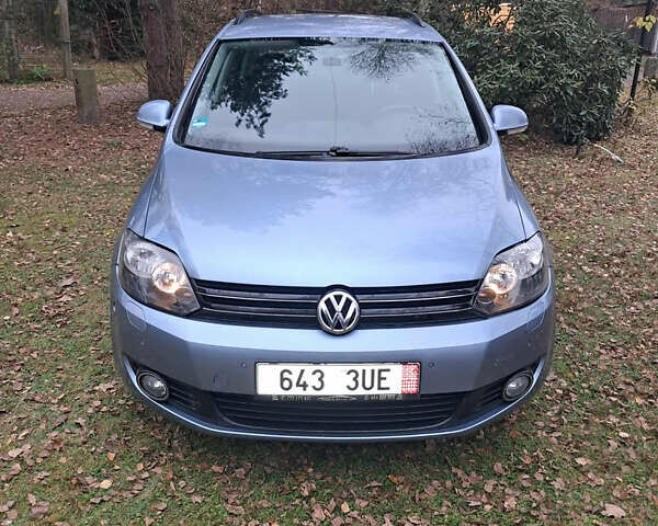 Серый Фольксваген Гольф Плюс, объемом двигателя 1.4 л и пробегом 200 тыс. км за 7300 $, фото 1 на Automoto.ua