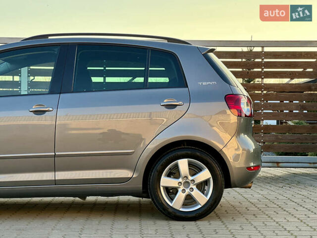 Сірий Фольксваген Golf Plus, об'ємом двигуна 1.4 л та пробігом 228 тис. км за 8999 $, фото 13 на Automoto.ua