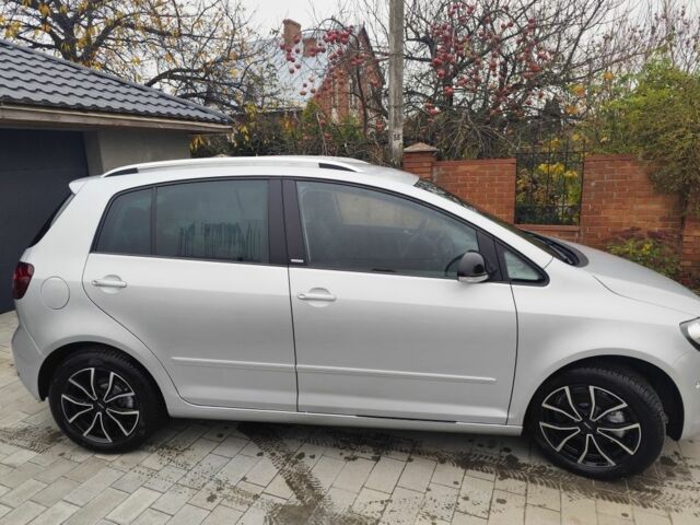 Сірий Фольксваген Golf Plus, об'ємом двигуна 1.4 л та пробігом 193 тис. км за 7200 $, фото 4 на Automoto.ua
