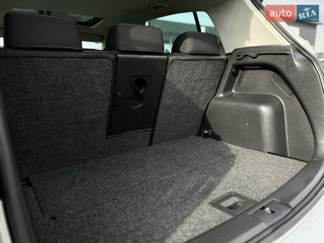 Сірий Фольксваген Golf Plus, об'ємом двигуна 1.4 л та пробігом 171 тис. км за 9200 $, фото 98 на Automoto.ua