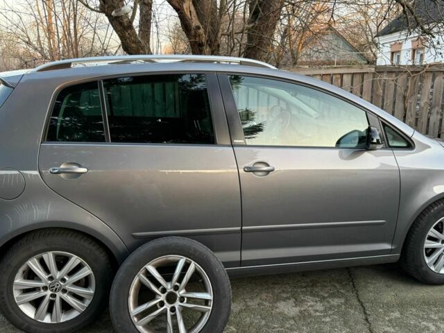 Серый Фольксваген Гольф Плюс, объемом двигателя 2 л и пробегом 323 тыс. км за 8500 $, фото 2 на Automoto.ua