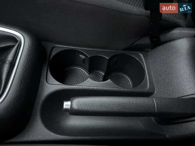 Сірий Фольксваген Golf Plus, об'ємом двигуна 1.6 л та пробігом 260 тис. км за 6850 $, фото 62 на Automoto.ua