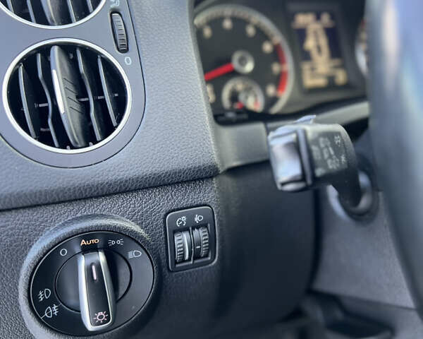 Сірий Фольксваген Golf Plus, об'ємом двигуна 1.4 л та пробігом 222 тис. км за 8300 $, фото 19 на Automoto.ua