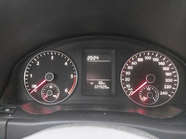 Серый Фольксваген Гольф Плюс, объемом двигателя 1.6 л и пробегом 224 тыс. км за 8500 $, фото 11 на Automoto.ua