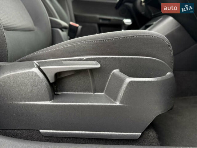 Сірий Фольксваген Golf Plus, об'ємом двигуна 1.4 л та пробігом 171 тис. км за 9200 $, фото 89 на Automoto.ua