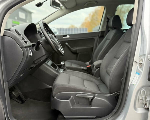 Сірий Фольксваген Golf Plus, об'ємом двигуна 1.4 л та пробігом 171 тис. км за 9200 $, фото 41 на Automoto.ua
