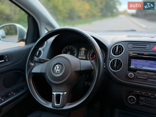 Сірий Фольксваген Golf Plus, об'ємом двигуна 1.4 л та пробігом 244 тис. км за 7500 $, фото 53 на Automoto.ua