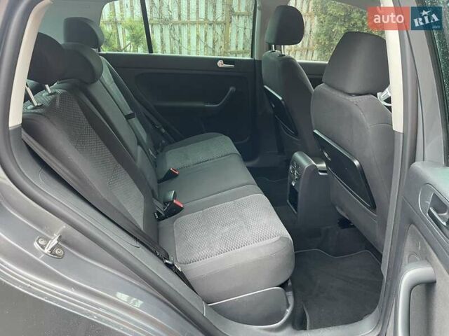 Серый Фольксваген Гольф Плюс, объемом двигателя 1.4 л и пробегом 190 тыс. км за 8950 $, фото 18 на Automoto.ua