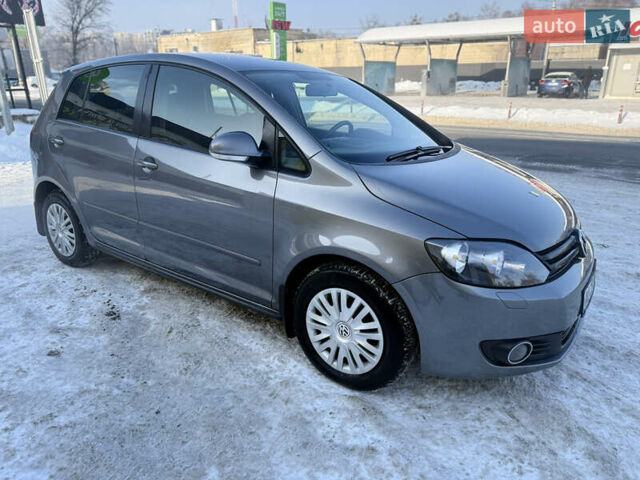 Серый Фольксваген Гольф Плюс, объемом двигателя 1.6 л и пробегом 360 тыс. км за 7500 $, фото 14 на Automoto.ua
