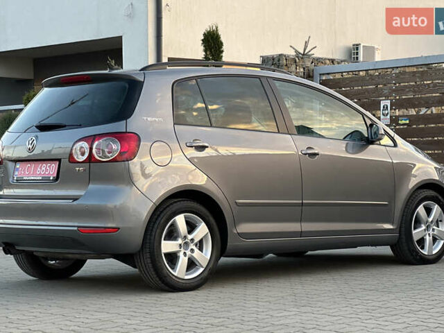 Сірий Фольксваген Golf Plus, об'ємом двигуна 1.4 л та пробігом 228 тис. км за 8999 $, фото 48 на Automoto.ua