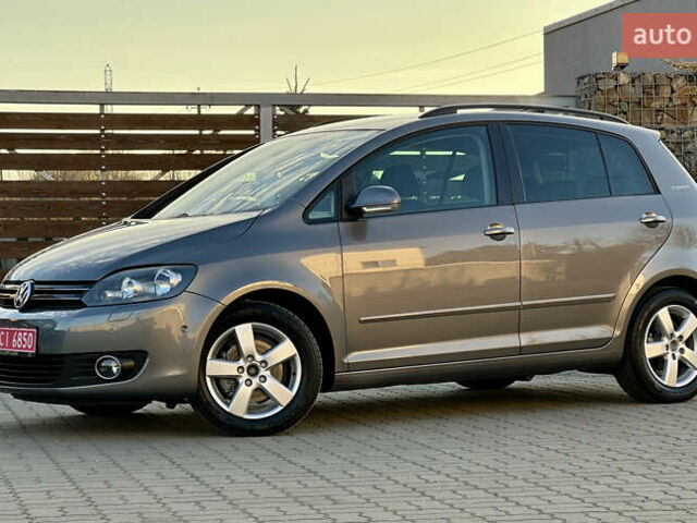 Серый Фольксваген Гольф Плюс, объемом двигателя 1.4 л и пробегом 228 тыс. км за 8599 $, фото 3 на Automoto.ua