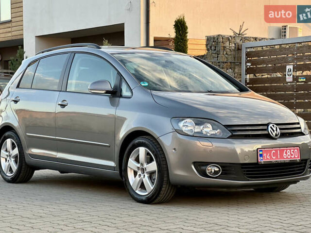 Серый Фольксваген Гольф Плюс, объемом двигателя 1.4 л и пробегом 228 тыс. км за 8599 $, фото 37 на Automoto.ua