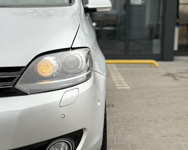 Серый Фольксваген Гольф Плюс, объемом двигателя 1.4 л и пробегом 171 тыс. км за 8800 $, фото 19 на Automoto.ua