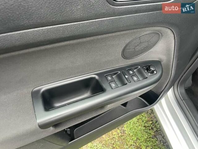 Серый Фольксваген Гольф Плюс, объемом двигателя 1.4 л и пробегом 125 тыс. км за 7600 $, фото 16 на Automoto.ua