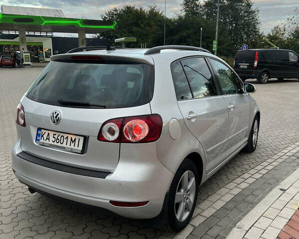 Серый Фольксваген Гольф Плюс, объемом двигателя 1.6 л и пробегом 340 тыс. км за 7500 $, фото 4 на Automoto.ua