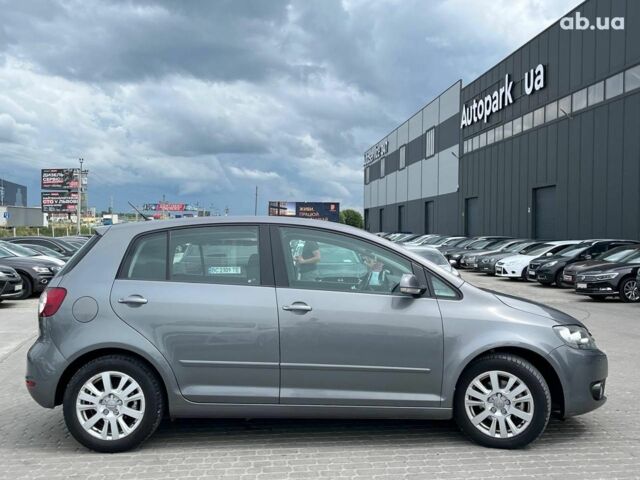 Серый Фольксваген Гольф Плюс, объемом двигателя 1.6 л и пробегом 313 тыс. км за 8290 $, фото 10 на Automoto.ua