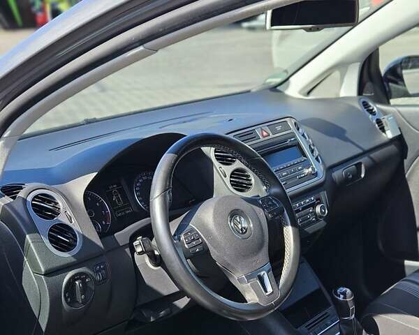 Сірий Фольксваген Golf Plus, об'ємом двигуна 1.4 л та пробігом 235 тис. км за 8800 $, фото 12 на Automoto.ua
