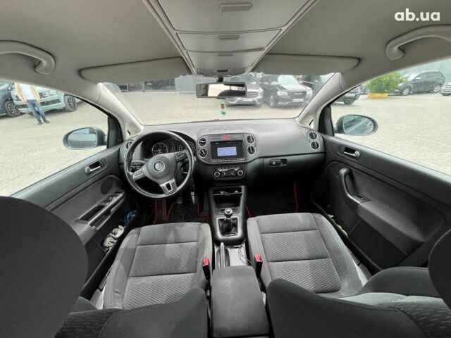 Серый Фольксваген Гольф Плюс, объемом двигателя 1.6 л и пробегом 313 тыс. км за 8290 $, фото 32 на Automoto.ua